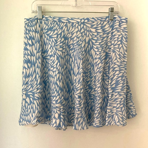 TVF for Diane Von Furstenberg Satin Heart Print Blue Designer Mini Skirt sz L - Picture 1 of 4